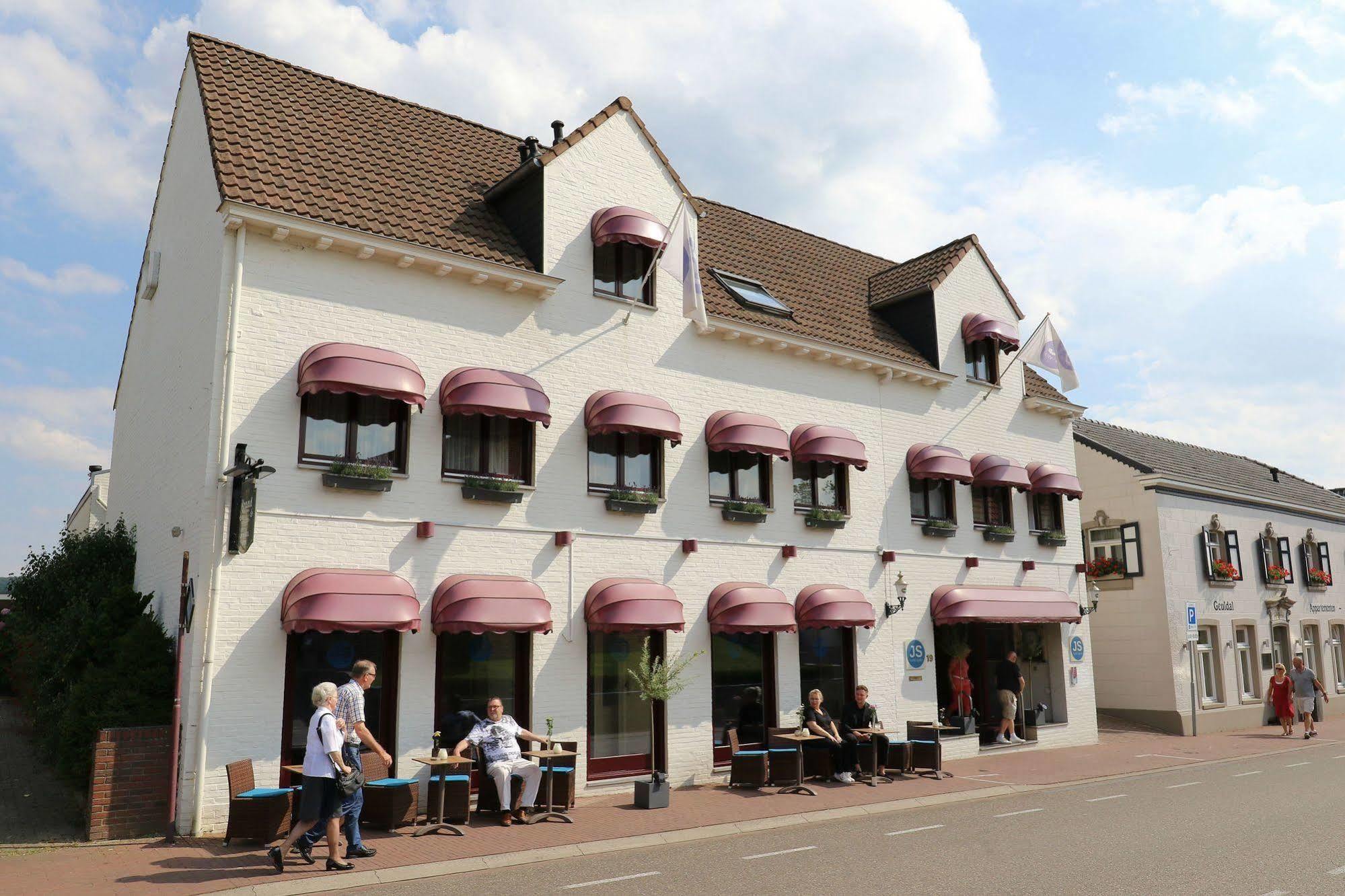 Js Hotel Epen Exterior foto