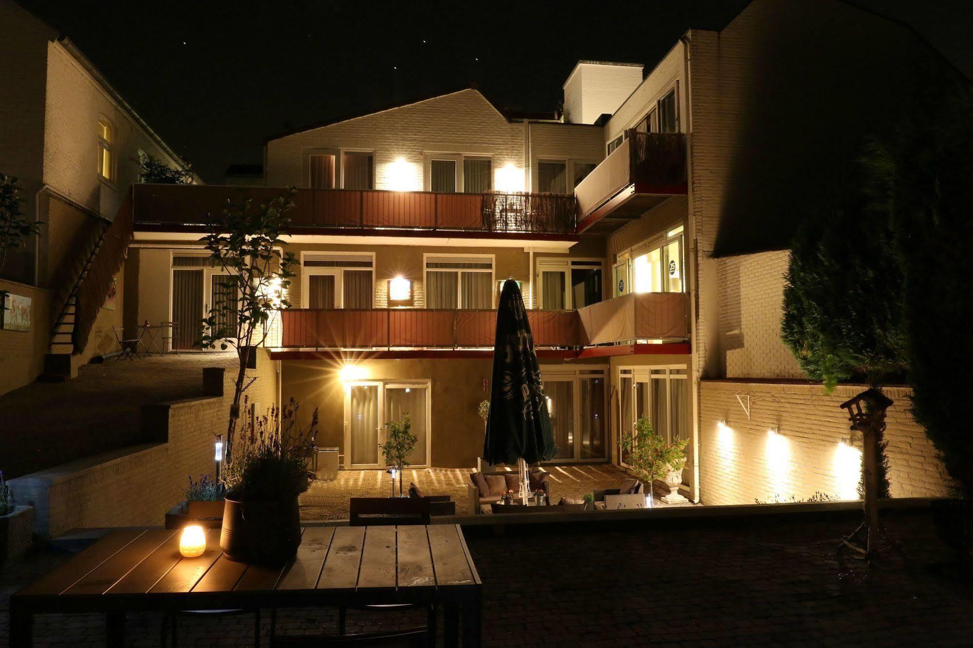 Js Hotel Epen Exterior foto